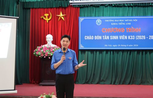 KHOA TIẾNG ANH CHÀO MỪNG TÂN SINH VIÊN K33 KHOA TIẾNG ANH CHÀO MỪNG TÂN SINH VIÊN K33